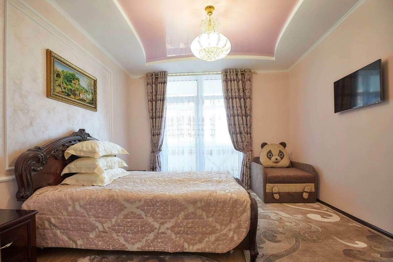 Luxury Apartament 2 Truskavets Exterior foto